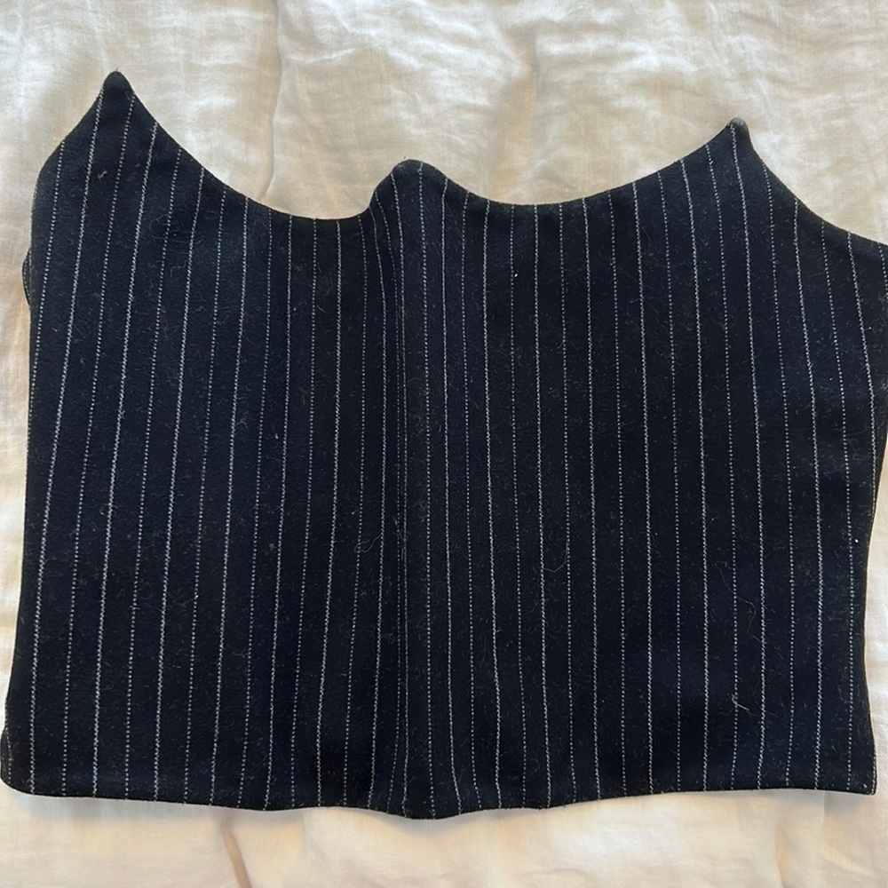Inverted bustier top
